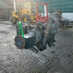 Valtra N163 Teile zu verkaufen: Hinterachse, Motor &amp; Mehr