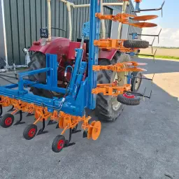 Schmotzer Hackmaschine 6 m - 12 Reihen - Fronthydraulik