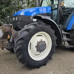 Roues avant New Holland TS100 380/70R28