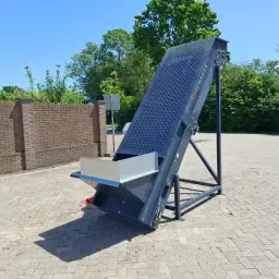 Michalak Nieuwe Opvoerelevator -Met Knik
