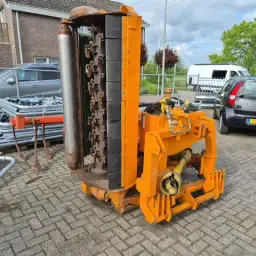 Votex Klepelmaaier Type Jumbo. Werkbreedte