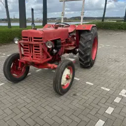 Mc Cormick D439. Met Kenteken