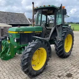 Used John Deere 2250 4WD Tractor | 6600 Hours, Michelin