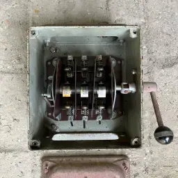 Heavy Duty Main Switch 500V 60A - With Manual