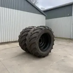 Michelin 900/50R42 MachXbib Tires on 8-Hole Rims