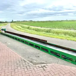 Flat Conveyor Belt 10m with 10cm Upright Edge – Good Condition