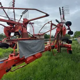 Kuhn GA 7302 DL Rake - Side Delivery &amp; Double Windrow