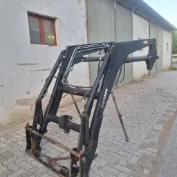 Baas Voorlader M3 100 | Euro Koppeling &amp; Trillingsdemping