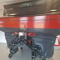 Nieuwe BMC KopaTOP Kunstmeststrooier met GPS &amp; Isobus