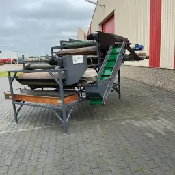 For Rent: Largest Double Clod Separator - Efficient for Onions