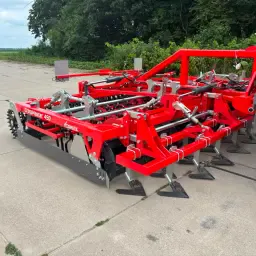 Vegniek CrossMaster 450 Cultivator | 4.5m Working Width