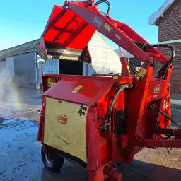 Vicon getrokken voerwagen, Holares voerbak