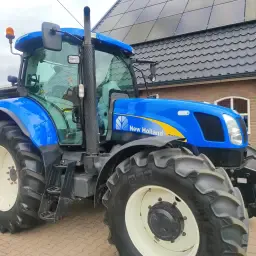 New Holland T 6070 Range Command Trekker | 50 KM | Fronthef