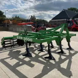 STP 3000 Vleugelschaar Cultivator RKW 3 (2019) met nieuwe delen