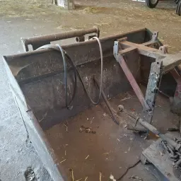 Reliable Forklift Scoop Bucket | Farm &amp; Agri Use