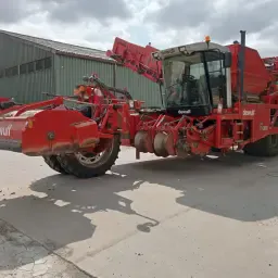 Used Dewulf RA3060 Potato Harvester | 2008 Model