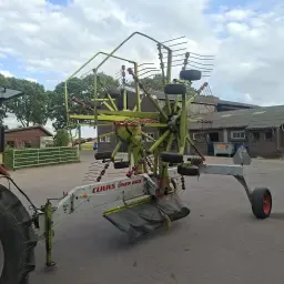Claas Liner 660 Hay Rake - Renewed Wheels &amp; Plate