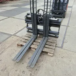 Durwen FEM 3 Fork Positioner with Side-Shift | 1.80m Width