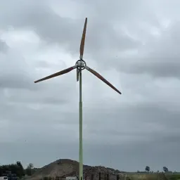 EAZ Wind Turbine: 2015 Model with New Blades &amp; Inverter