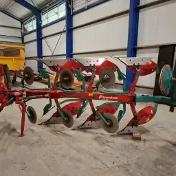 Kverneland 3-schaar vaste ploeg | Grote twister rister