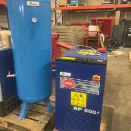 Airpress AP600 Geluidsgedempte Compressor met 200L Drukvat