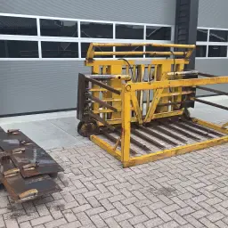 OCE Silage Fork | 4.3m Working Width, Hydraulic Foldable