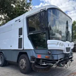 Ravo 540 Veegwagen | Gebruikt | Iveco Motor | 2006