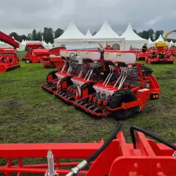Bekijk Zaaimachines Live op ATH Event Biddinghuizen
