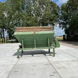 Doseer- &amp; Sorteerbunker | 2.10x3.00m | Frequentie Regelaar