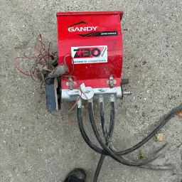 Gandy Jumbo Forage Applicator | 4 Uitlopen