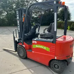 Electric Forklift 2.5 Ton - Used Warehouse Equipment