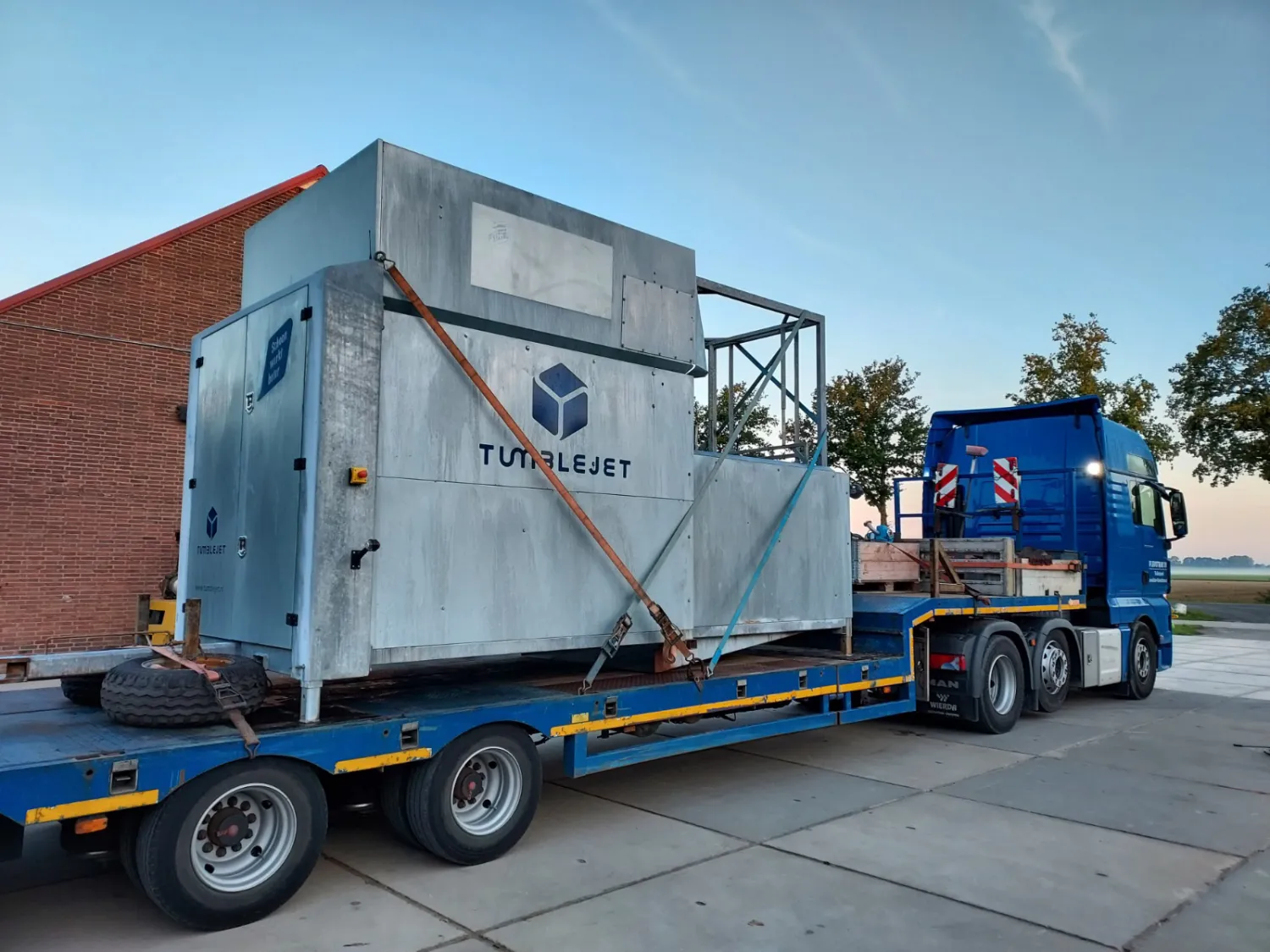 Tumblejet Duo While One Box